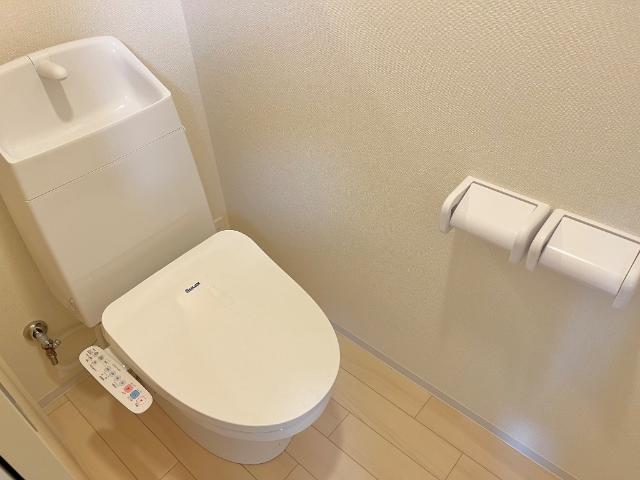 トイレ　シャワー付トイレ（イメージ）