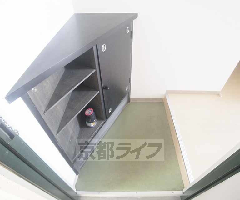 玄関　４０７号室写真です