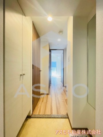 玄関　※同物件　別間取り　参考写真