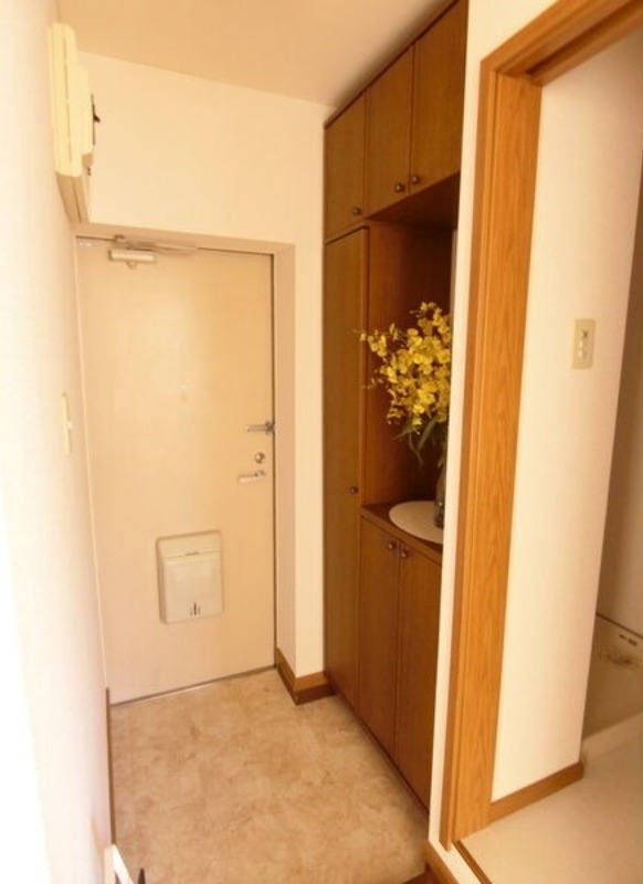 玄関　図面と現状に相違がある場合には現状を優先