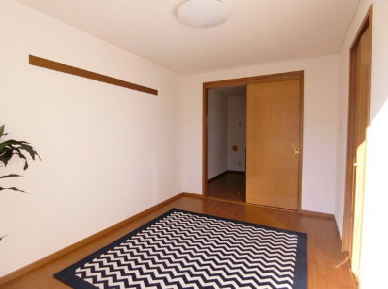 居室・リビング　図面と現状に相違がある場合には現状を優先