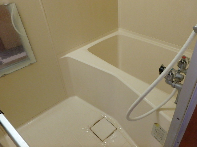 バス・シャワールーム　バス