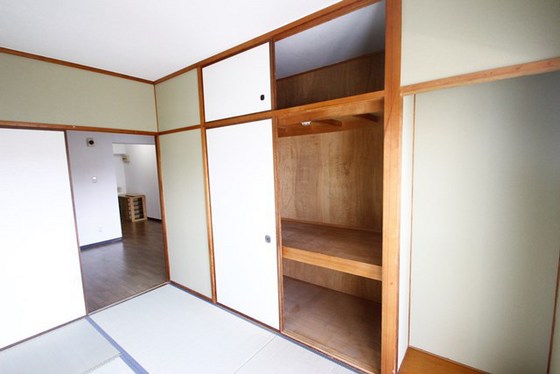 収納　※別部屋の写真です