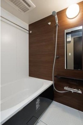 バス・シャワールーム　バスルーム