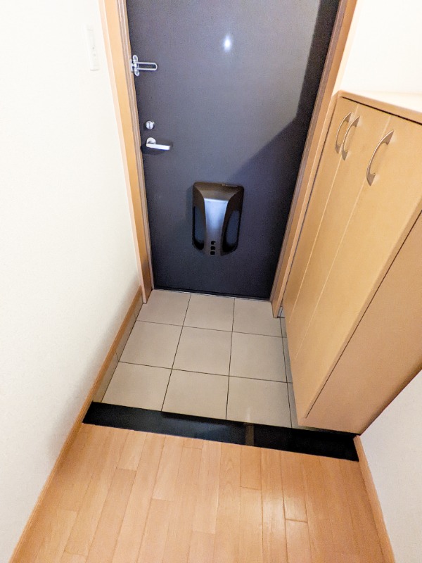 玄関　図面と現状に相違がある場合には現状を優先