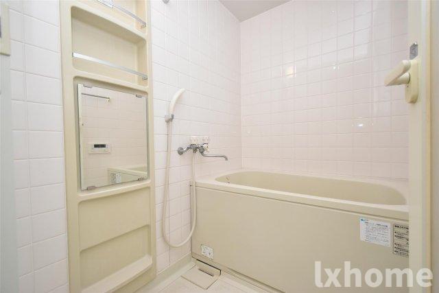 バス・シャワールーム　ゆったり過ごせるお風呂です