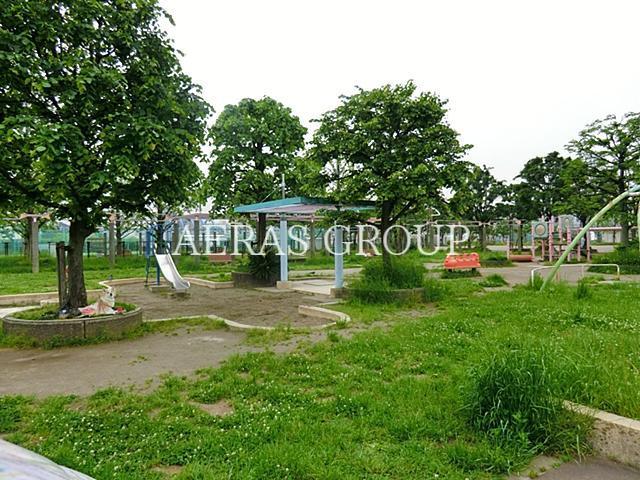 公園　落合中央公園（公園）まで320m