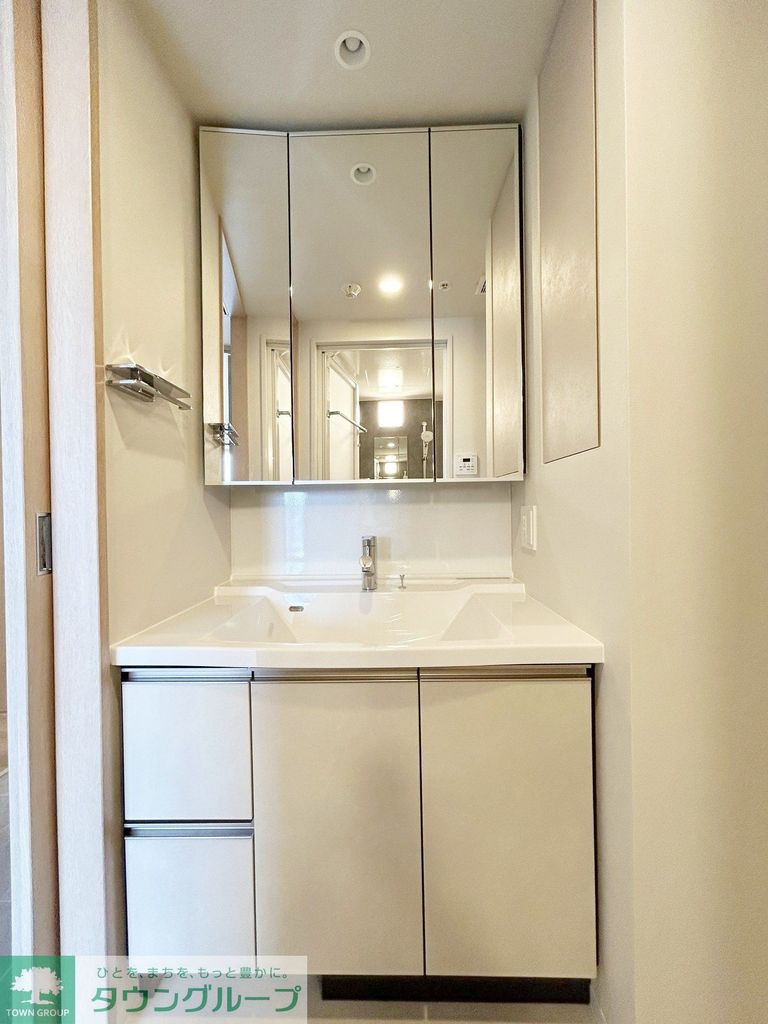 洗面設備　お部屋探しは株式会社　タウンハウジング　までお気軽にお問合…