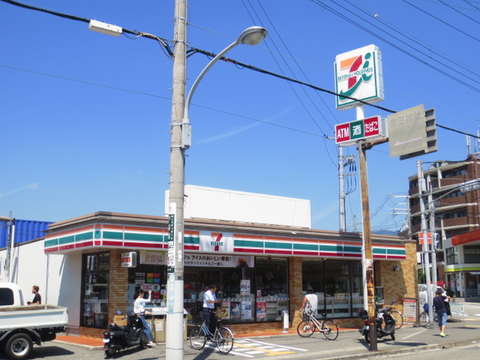 コンビニ　セブンイレブン（コンビニ）まで150m