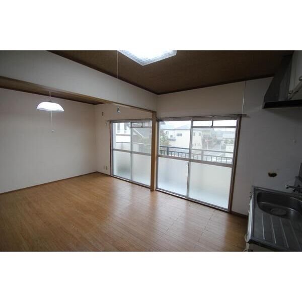 居室・リビング　※他部屋参照・現況優先