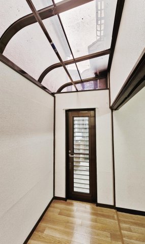 その他部屋・スペース　洗濯スペースはサンルームになっています！