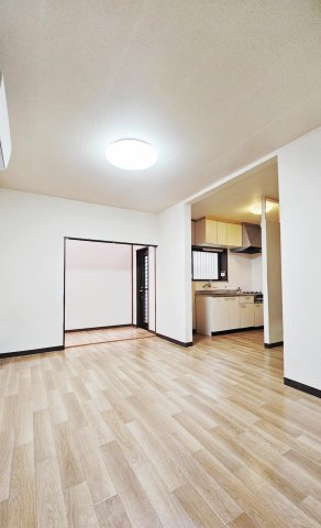 居室・リビング　リノベ済み広々12畳のLDK