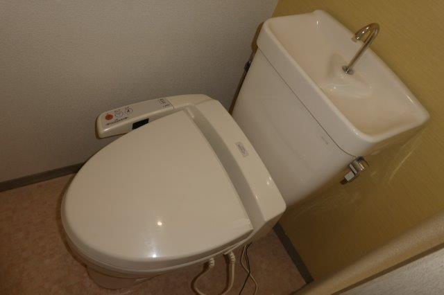 トイレ　ウォシュレット