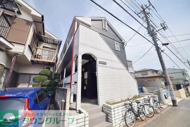 ロビー　お洒落な外観