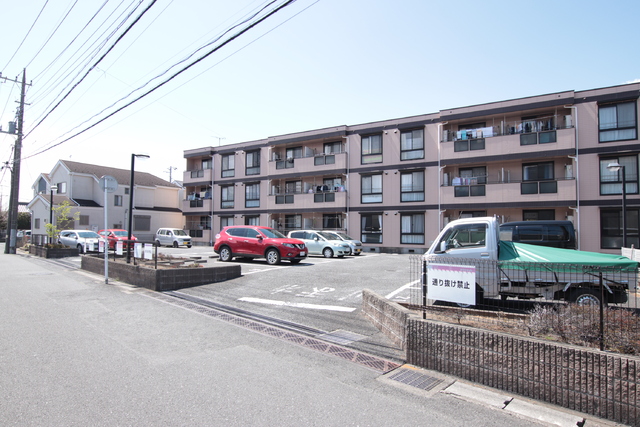 駐車場　【空要確認】敷地内駐車場