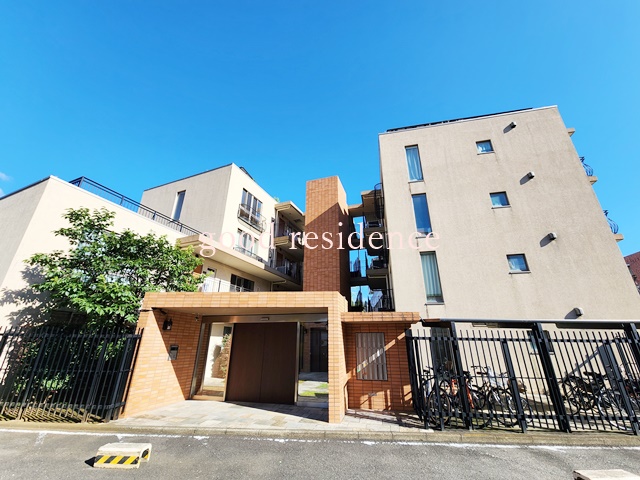 建物外観　【人気の独立キッチンタイプ♪】住環境良好おすすめ物件！