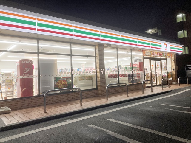 コンビニ　セブン-イレブン 横浜鴨居１丁目店（コンビニ）まで147m