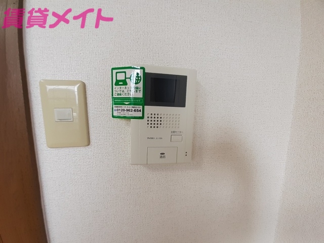 セキュリティ　同型参考写真