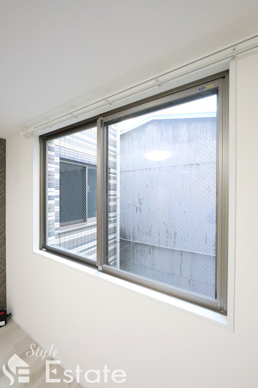 バルコニー　バルコニーはありません