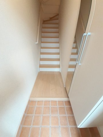 玄関　シンプルで使いやすい玄関です