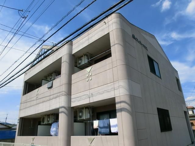 建物外観　閑静な住宅街に立地