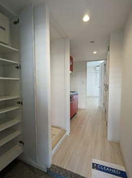 玄関　参考写真になります