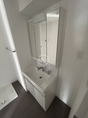 洗面設備　ALZA北堀江　独立洗面台