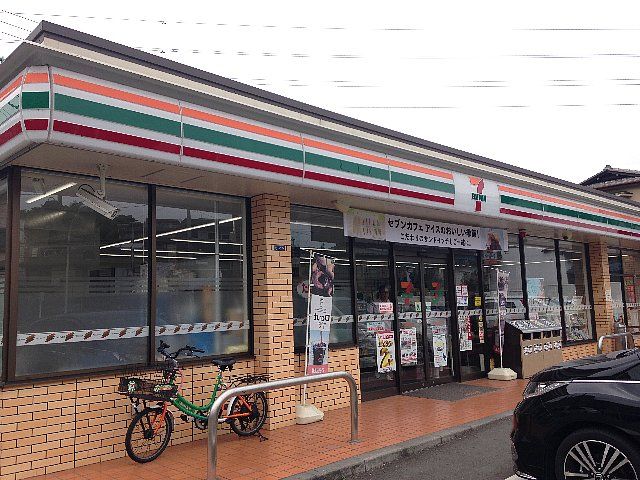 コンビニ　セブンイレブン川崎津田山店（コンビニ）まで327m