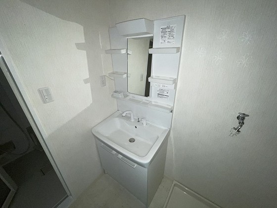 洗面設備　※別部屋の写真です