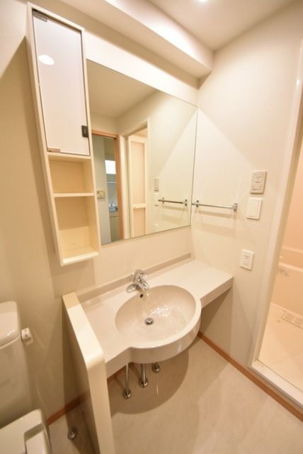 洗面設備　現状優先です