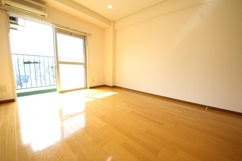 その他部屋・スペース　使い勝手のいい寝室です