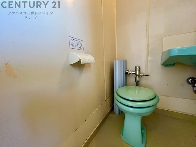 トイレ　浴室内にトイレがあります☆