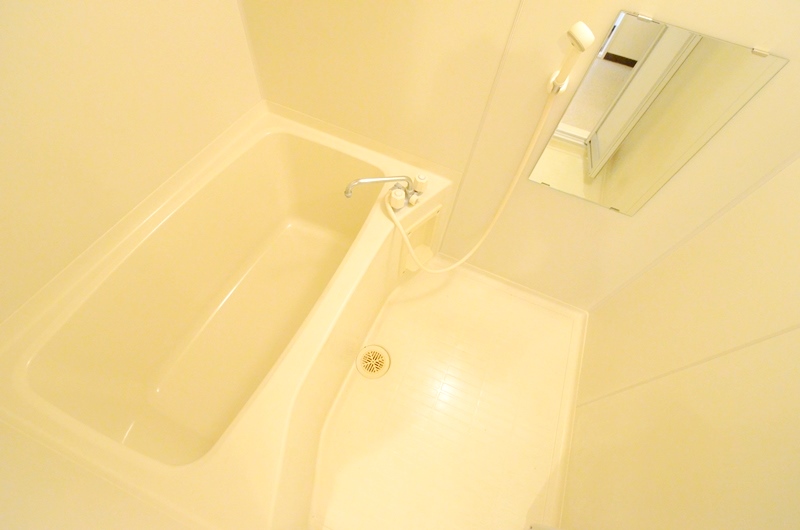 バス・シャワールーム　バストイレ別々です♪