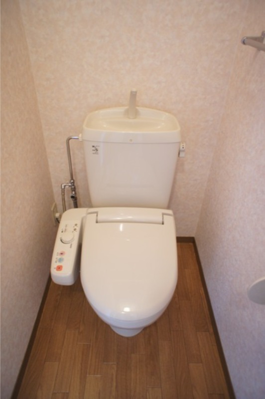 トイレ　図面と現状に相違がある場合には現状を優先