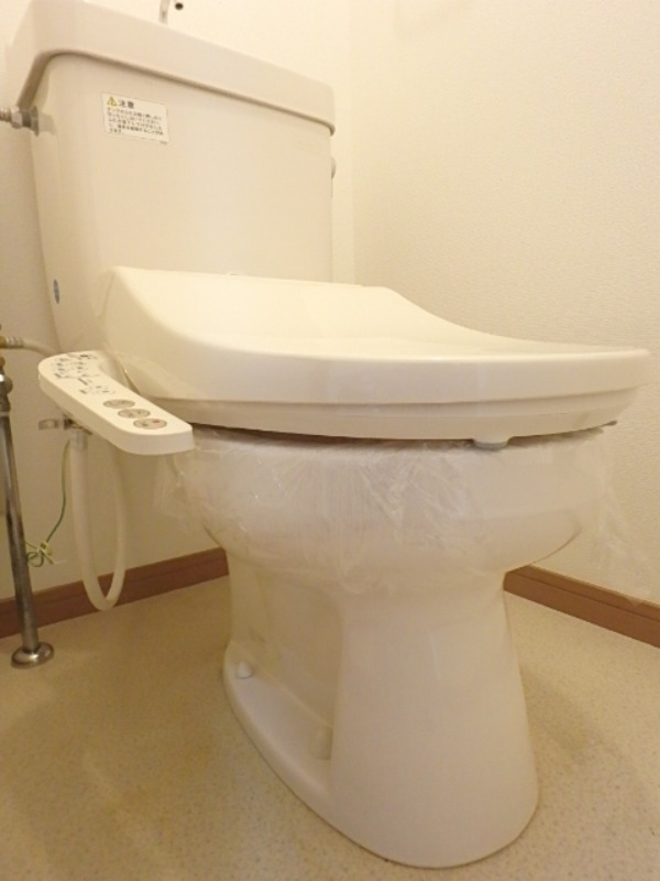 トイレ　図面と現状に相違がある場合には現状を優先