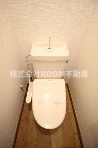トイレ　トイレもきれいです
