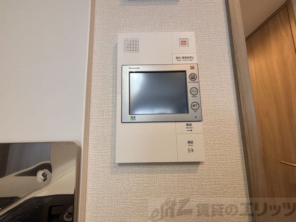 セキュリティ　モニター付きインターホン
