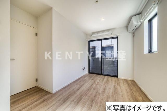 居室・リビング　ゆったり過ごせる居間です