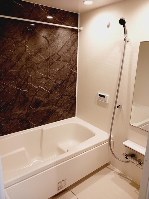 バス・シャワールーム