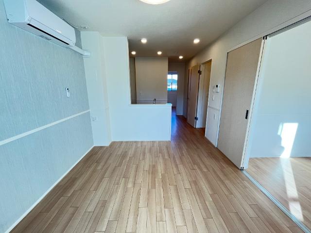 居室・リビング　リビング