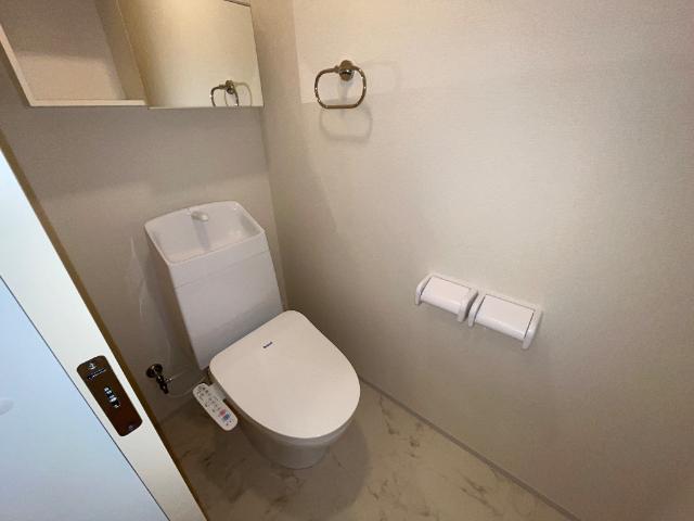 トイレ　シャワー付トイレ