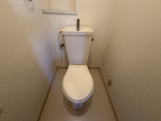 トイレ　落ち着いたトイレです