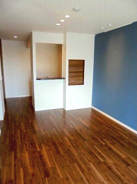 居室・リビング　南東向きリビングです