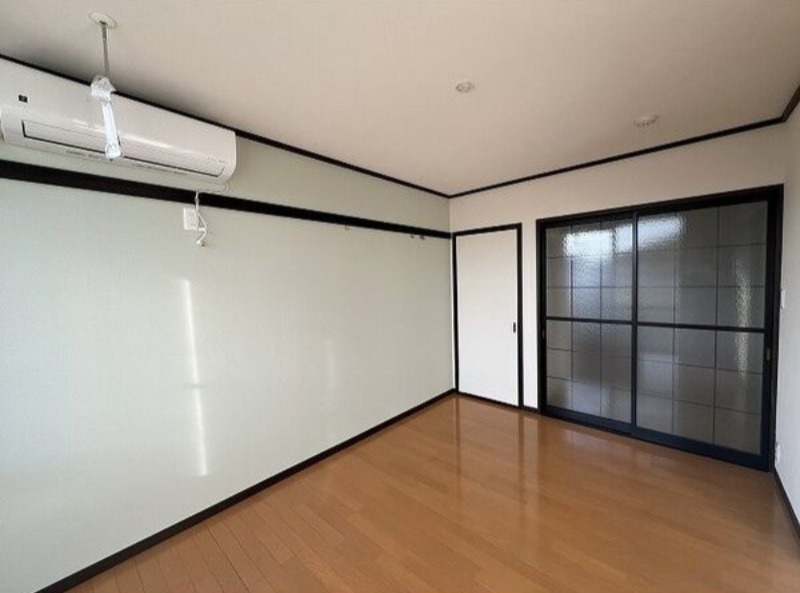 居室・リビング　図面と現状に相違がある場合には現状を優先