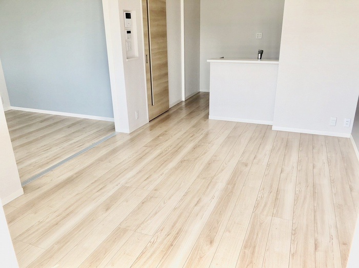 居室・リビング　※写真は同型タイプ、現況優先。