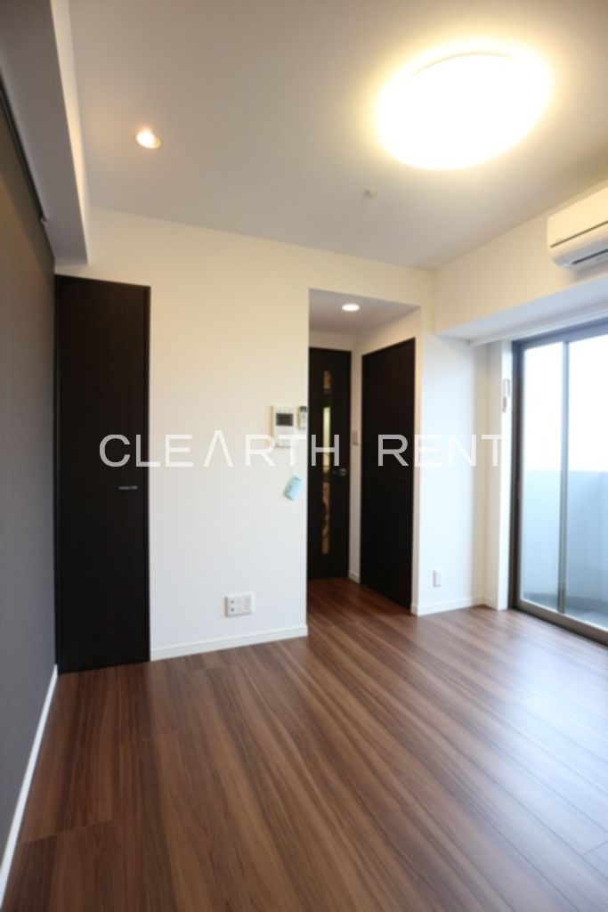 居室・リビング　同タイプ別住戸写真となります。現況と異なる場合がございます。