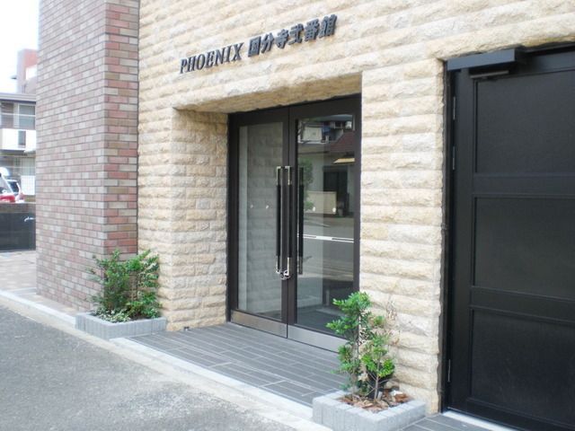 エントランス　★安心のTVモニター付きオートロック完備★