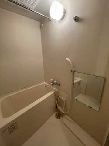 バス・シャワールーム　別部屋参考写真