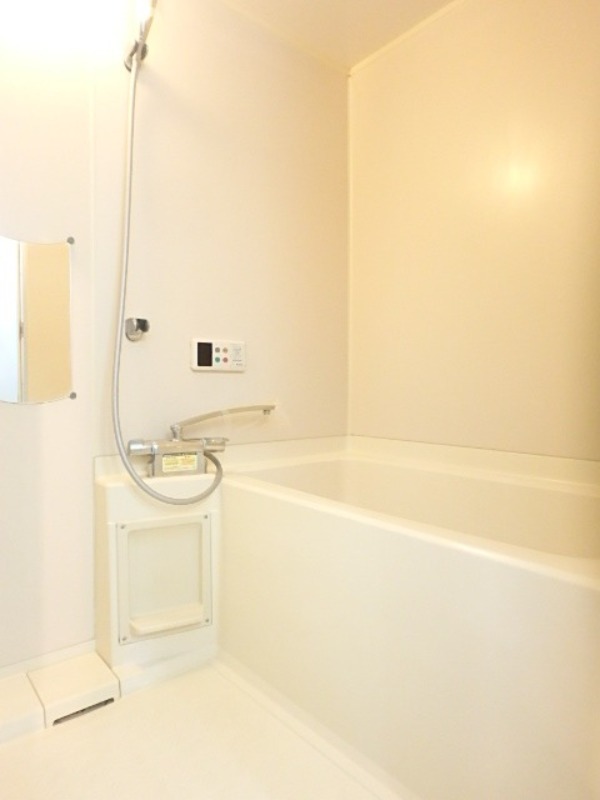 バス・シャワールーム　図面と現状に相違がある場合には現状を優先