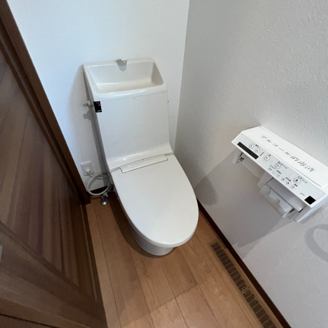 トイレ　清潔感のあるトイレです